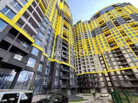 Продаж 1 к квартири в ЖК Медовий, Соломʼянський р-н, Без ремонту Киев