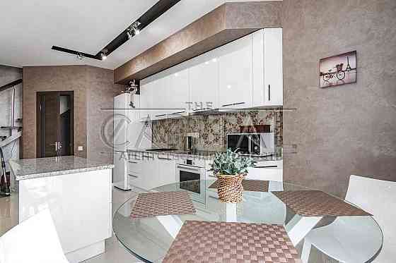 Оренда пентхаусу з терасою ЖК КомфортТаун 4к/90м2/закрита територія Киев