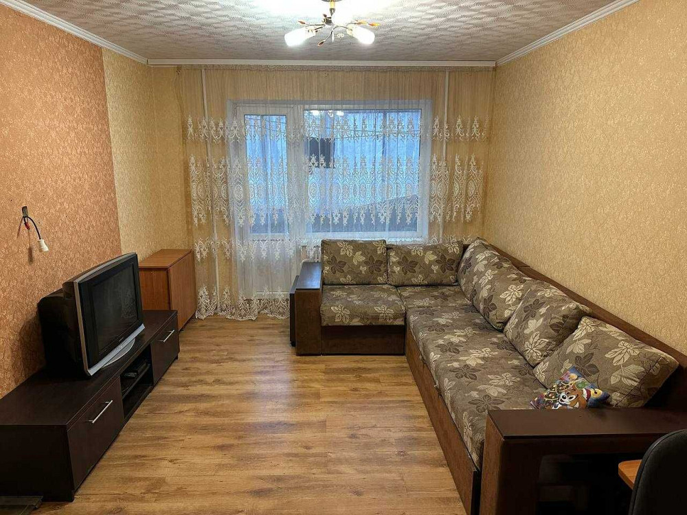 АРЕНДА 2-х комнатной квартиры БЕЛЯЕВА, 109 (центр м-н ЛАЗУРНЫЙ) Краматорськ - зображення 1