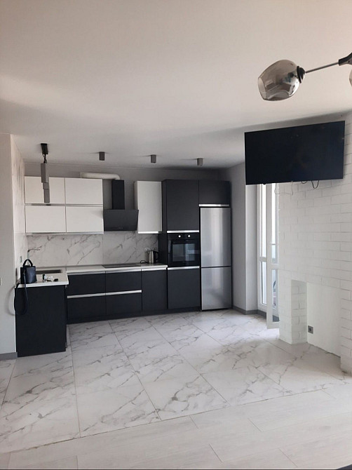 Сдам Новострой м.Защитников Украины 11/16 пер.Искринский 19 Б  - изображение 3