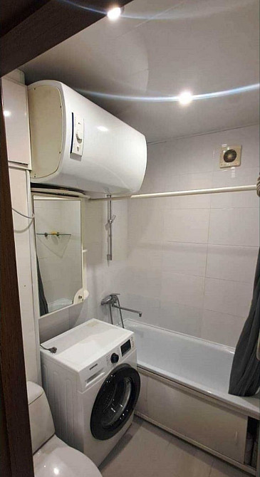 2к пр.Богдана Хмельницкого 4г, р-н Кирова Днепр - изображение 4