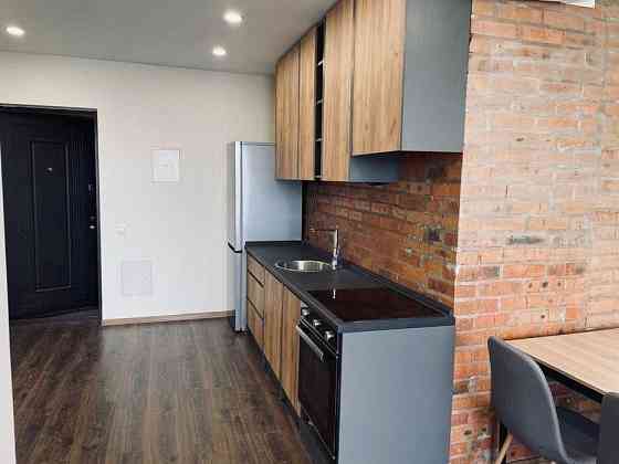 Видова однокімнатна квартира ЖК Варшавський Dibrova Park Файна таун Киев