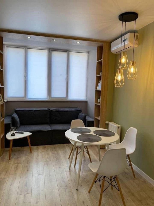 В продаже 1 ком.в Цветном Бульваре с авторским ремонтом Черноморск - изображение 1