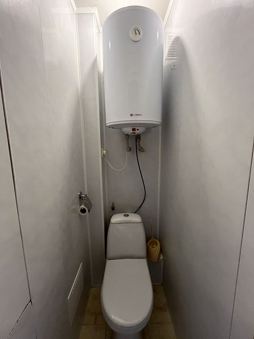 Продается 4-х комнатная кв. 10 мкрн Кам`янське (Запорізька обл.) - зображення 7