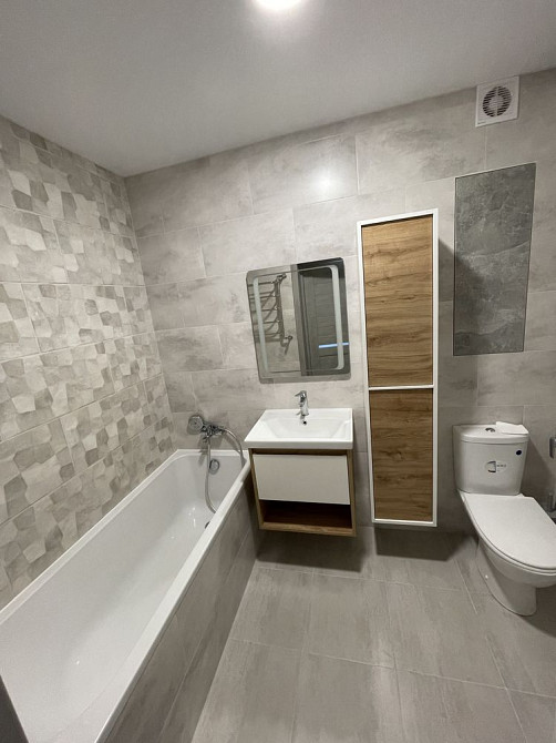 Оренда видової однокімнатної в самому центрі міста Черкаси - зображення 6