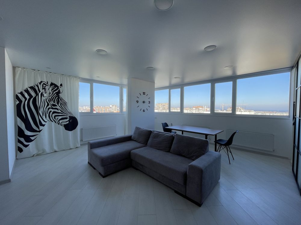 Оренда видової однокімнатної в самому центрі міста Черкаси - зображення 1