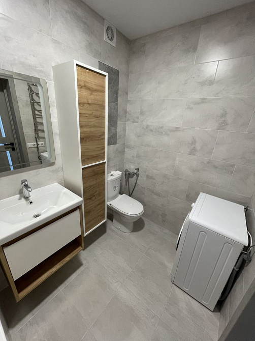 Оренда видової однокімнатної в самому центрі міста Черкаси - зображення 7