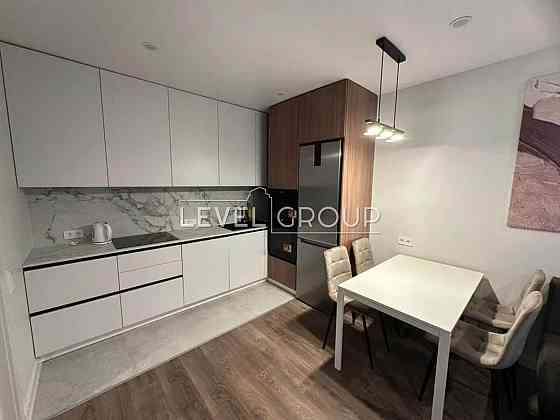 ТЕРМІНОВО!Оренда 2-кім перша здача Дніпровська наб,18Б в ЖК Севен Киев