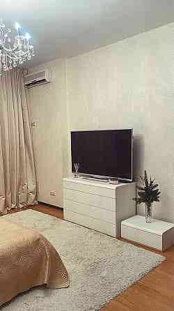 Оренда квартири на бул.Лесі Українки 23 разом з паркінгом Киев