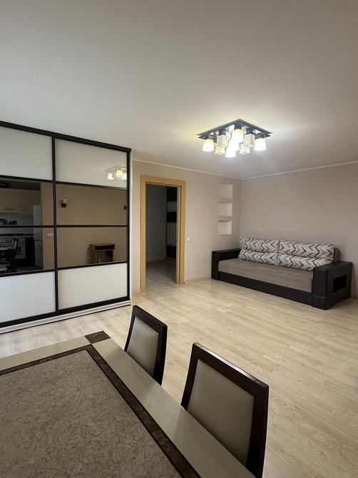 Аренда 2к квартиры на Артрема, Центр Днепр - изображение 1