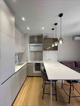 ЖК "Лимнос", 2 комн, 63 метра, с ремонтом и мебелью. Одесса