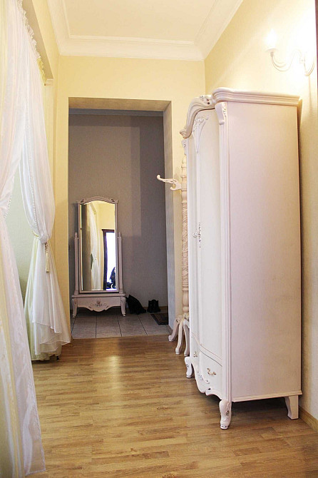 Продається двокімнатна квартира за адресою вул. Хрещатик 23 Киев - изображение 4