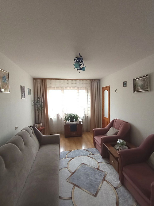 "ПРОДАЖ! Простора 3-кімнатна квартира Рівне - зображення 1