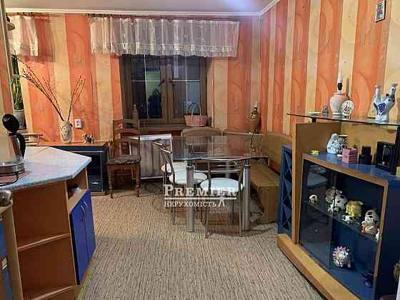 Двохкімнатна квартира з ремонтом , кухня 17 метрів Одесса