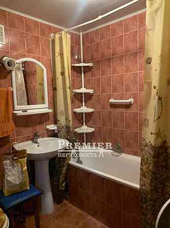 Двохкімнатна квартира з ремонтом , кухня 17 метрів Одесса