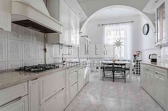 Оренда 4к квартири м. "Золоті Ворота" Центр вул. Січових Стрільців 10 Киев