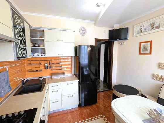 2к. квартира біля парку з зарядкою для електромобіля Ивано-Франковск