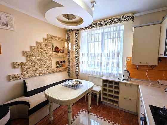 2к. квартира біля парку з зарядкою для електромобіля Ивано-Франковск