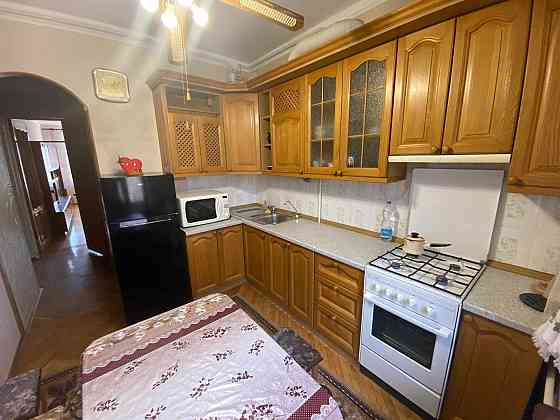 Оренда 2 кімнатної квартири Олександра Кониського (ТЦ Україна) Киев