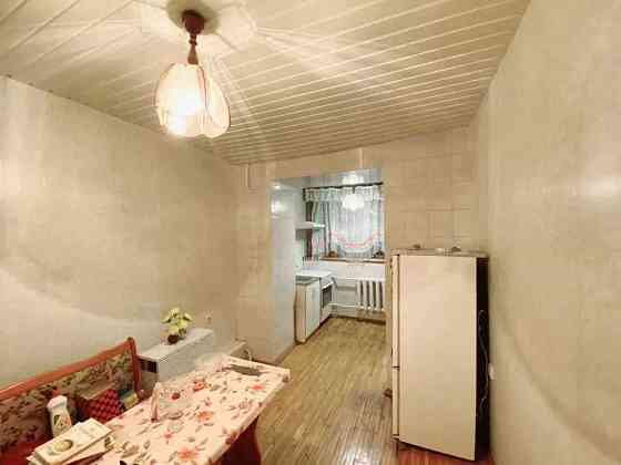 Продам 2 ком квартиру в кирпичном доме ! Дніпро