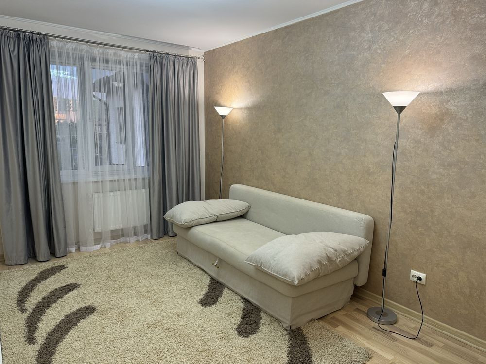 Продам 3-х кімнатну квартиру по вул. Вʼячеслава Чорновола 91з Рівне - зображення 1