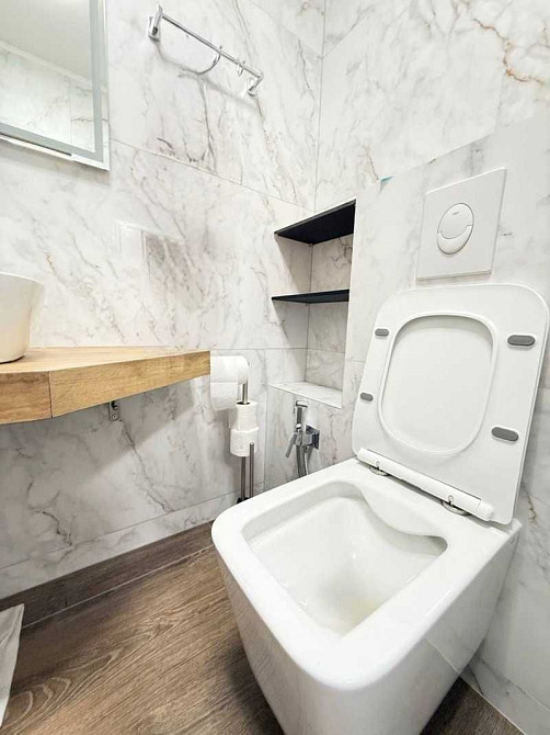 Дизайнерська однокімнатна квартира в ЖК   AUROOM TOWER Lviv - photo 6