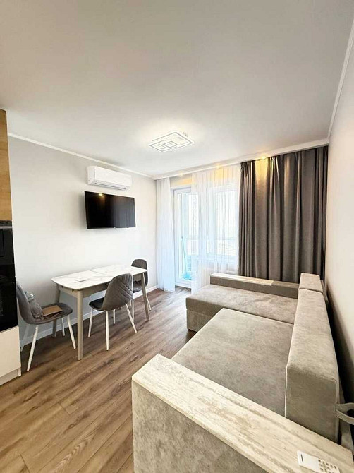 Дизайнерська однокімнатна квартира в ЖК   AUROOM TOWER Lviv - photo 4