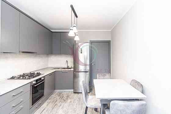 1-к. квартира з і/о, гардеробною в новобудові за вул. Целевича Ивано-Франковск