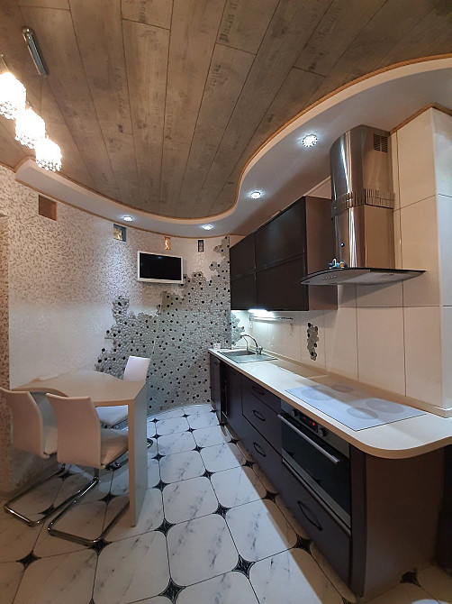 Дніпровська набережна, метро Осокорки 5 хвилин, ЖК Севен, ТЦ Рівер Мол Киев - изображение 1