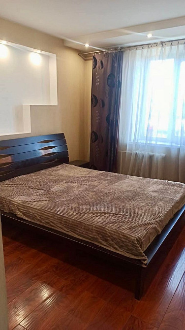 Метро 2 хв пішки. Оренда трикімнатної квартири в Києві Киев - изображение 1