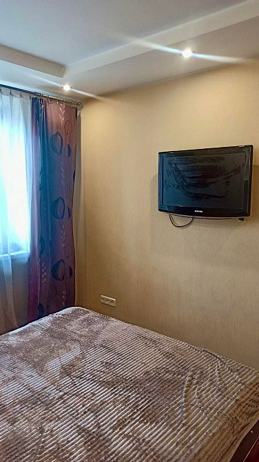 Метро 2 хв пішки. Оренда трикімнатної квартири в Києві Киев - изображение 2