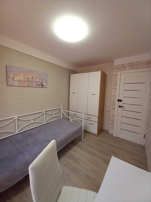 Мира, 3к раздельная новая квартира, метро Дарница Левобережная Киев - изображение 1