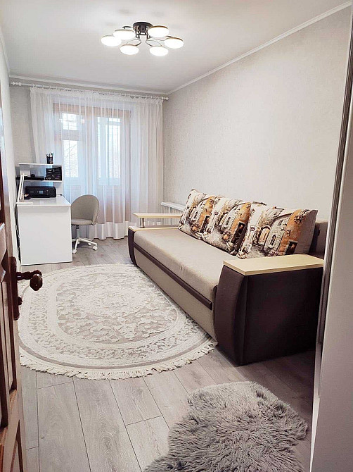 + Оренда 2-кім. квартири вул. Червонія Ровно - изображение 1