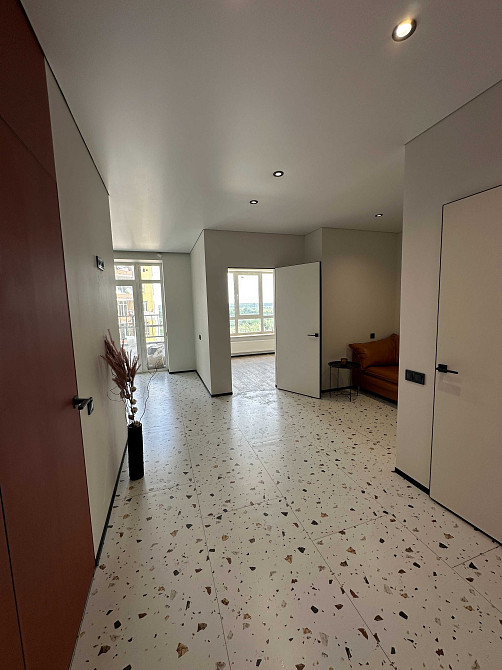 Продам євро 2к з дизайнерським ремонтом в ЖК Синергія Сіті ! Ірпінь - зображення 3