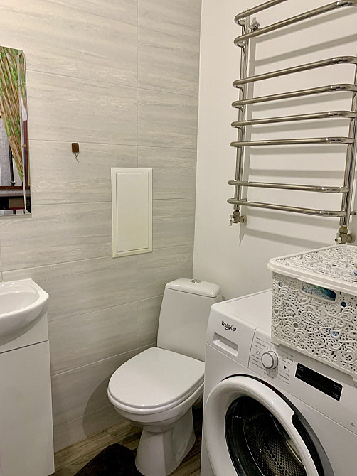 Новенька квартира на ринку. Район Чайка., вул. Кн. Романа Рівне - зображення 7