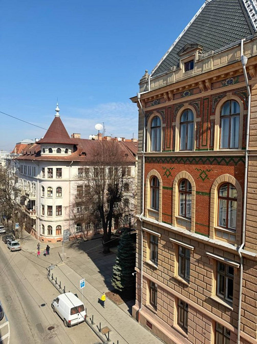 Ексклюзивна 2-кім квартира в центрі міста Черновцы - изображение 2