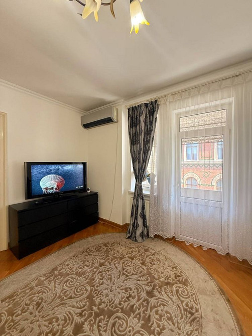 Ексклюзивна 2-кім квартира в центрі міста Черновцы - изображение 7