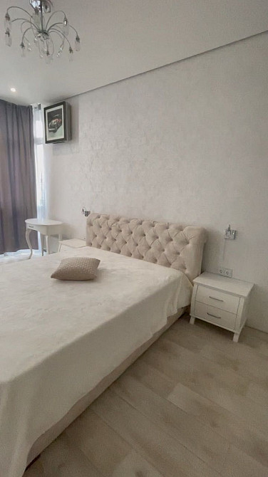 ПЕРЕУСТУПКА ВІД ВЛАСНИКА! Пентхаус із терасою 120 м² в ЖК Гранд Бурже Буча - зображення 7