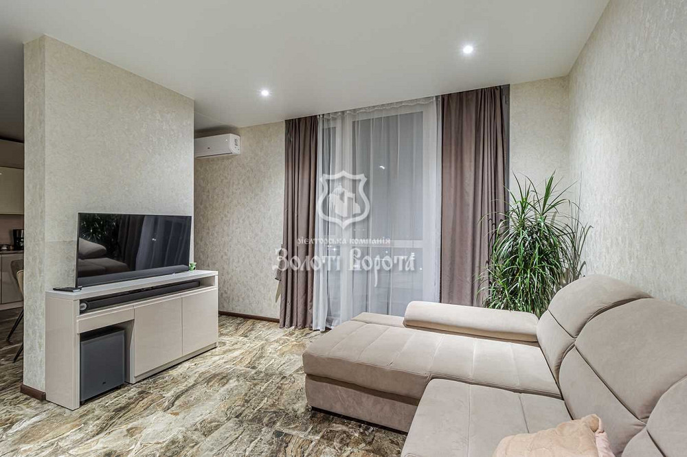 Квартира 1к. Євроремонт. Кам'янська, 127а, Харківський, Дарницький р-н Киев - изображение 1