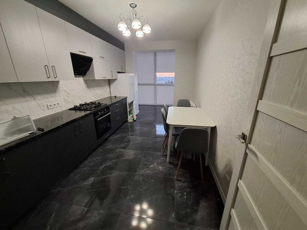 Продаж 1-кімнатної квартири з ремонтом (Дрімтаун) Луцк - изображение 2