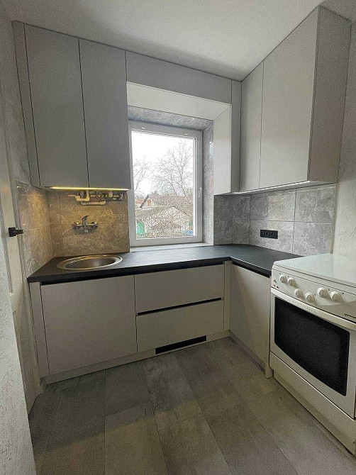 Продам  чудову 3 кімнатну квартиру в центрі міста . Рівне - зображення 7