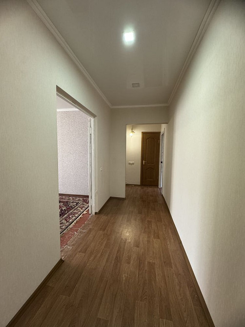 Продам Трехкомнатную квартиру Солнечный дом 13 Саксаганский район Кривой Рог - изображение 2