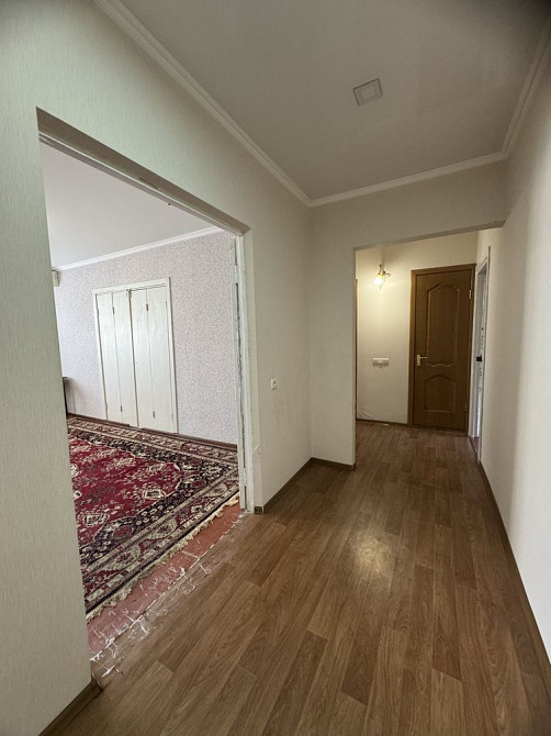 Продам Трехкомнатную квартиру Солнечный дом 13 Саксаганский район Кривой Рог - изображение 3