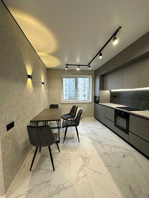 Продам НОВУЮ, ВИДОВУЮ  квартиру в КАДОРР на ул. Сахарова Крижанівка - изображение 2