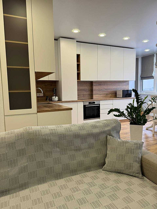 Видова, однокімнатна простора квартира 53,4 м.кв. ЖК Solo Park Киев - изображение 7