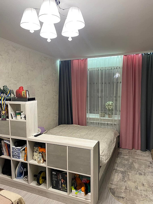 1 кімнатна квартира з ремонтом Черкассы - изображение 1