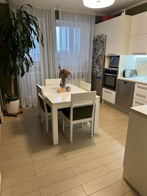 Продам 3х кімнатну квартру 105м2 ЖК Голосіїво Голосіівска 13а Киев - изображение 1