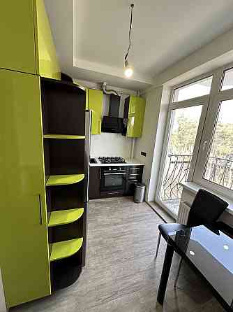 Продаж 2 кімнатної квартири з шикарним вижом на ліс! Жк Річ таун. Буча