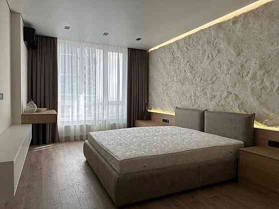 Новопечерська Вежа. Авторський ремонт 2024. Вид на Дніпро. Без комісії Киев