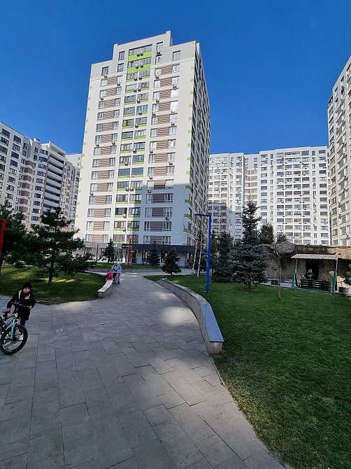 Однокімнатна, ЖК Акварелі-2, ВЛАСНИК! Вишневе - зображення 1